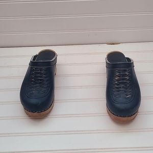Vintage clogs